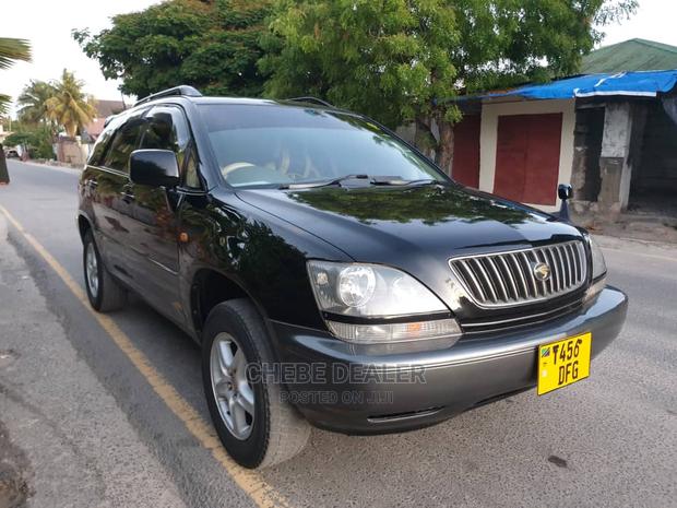 Toyota Harrier 2.4 2004 Black