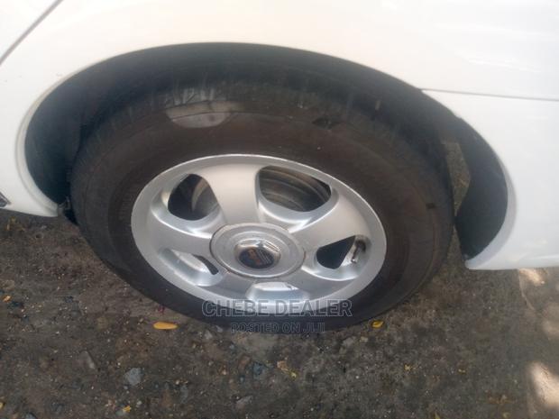 Toyota Raum 2003 White