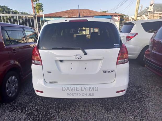 Toyota Corolla Spacio 1.5 v 2003 White