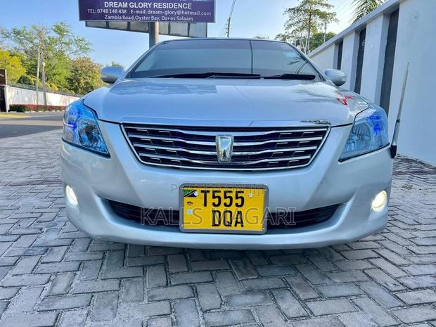 Toyota Premio 2009 Silver