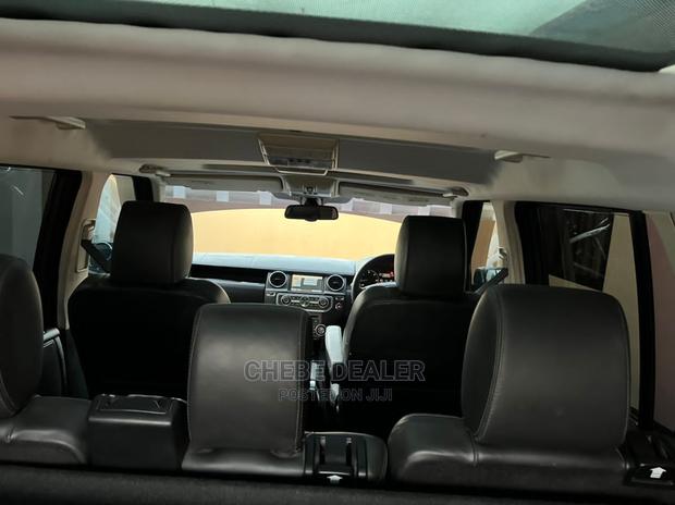 Land Rover Discovery 2015 Black
