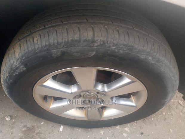 Toyota Alphard 2004 Silver