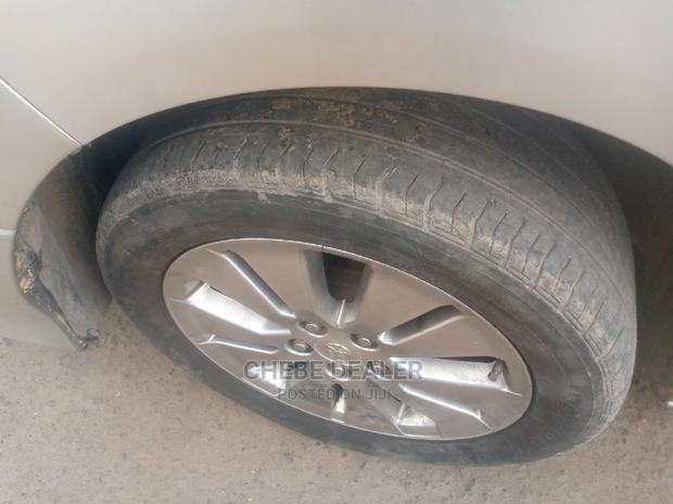 Toyota Alphard 2004 Silver