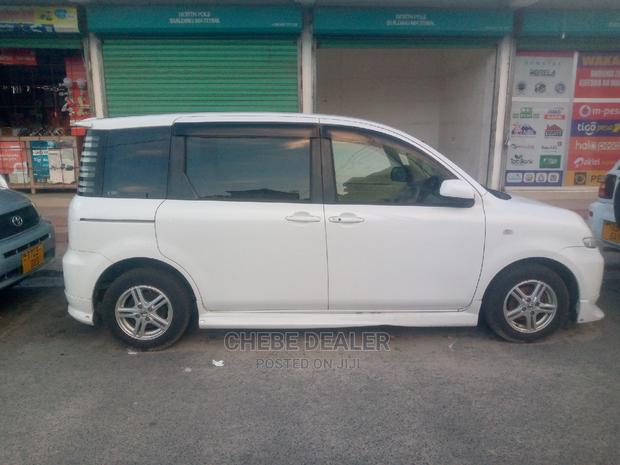 Toyota Sienta 1.5 AWD 2004 White