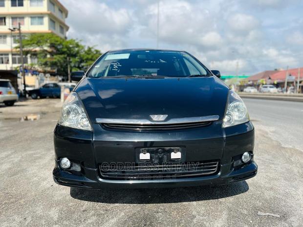 Toyota Wish 2004 Black