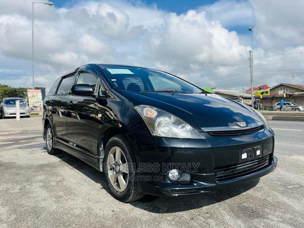 Toyota Wish 2004 Black