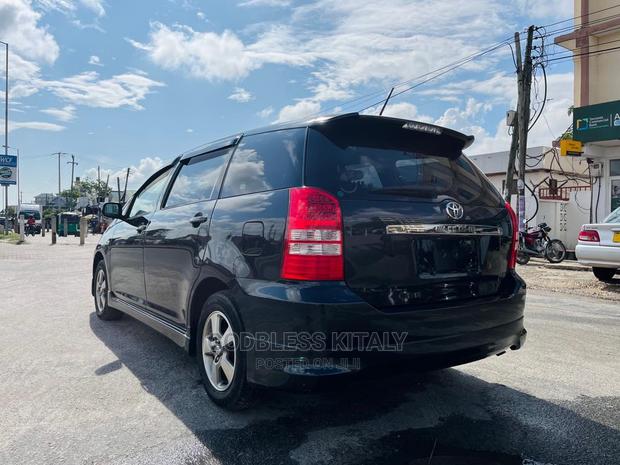 Toyota Wish 2004 Black
