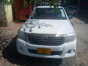 Toyota Hilux 2.0 VVT-i SRX 2006 White for sale