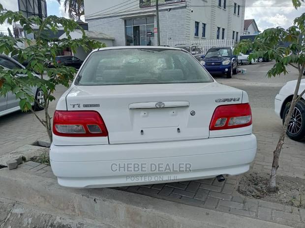 Toyota Carina 1.5 FWD Sedan 2001 White