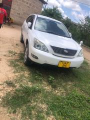 Toyota Harrier 2.4 2005 White for sale