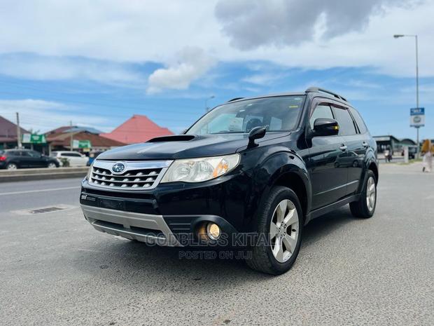 Subaru Forester 2011 Black