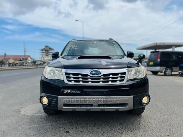 Subaru Forester 2011 Black
