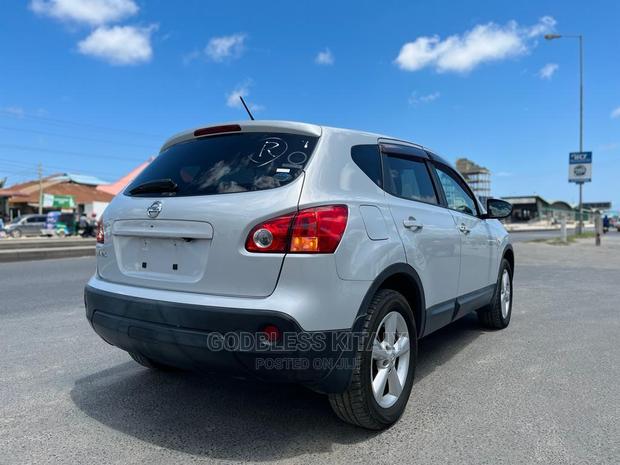 Nissan Dualis 2009 Blue