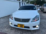 Toyota Crown 2011 White for sale