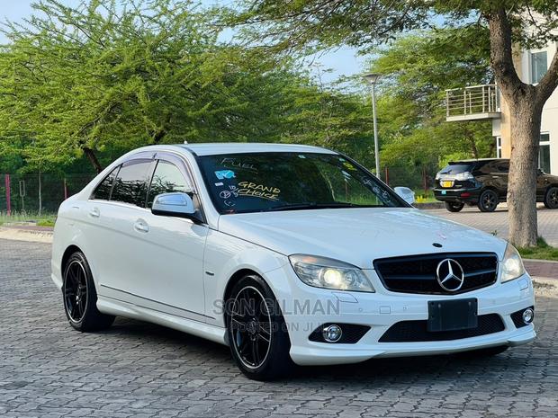 Mercedes-Benz C-Class 2008 White