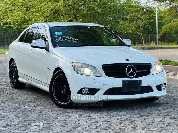 Mercedes-Benz C-Class 2008 White