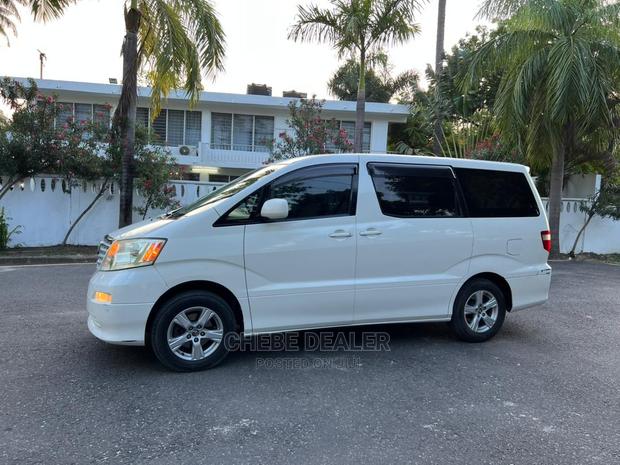 Toyota Alphard 2004 White