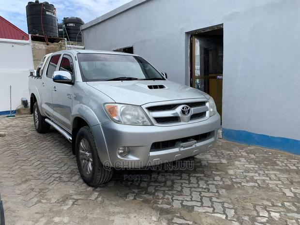 Toyota Hilux 2007 Silver