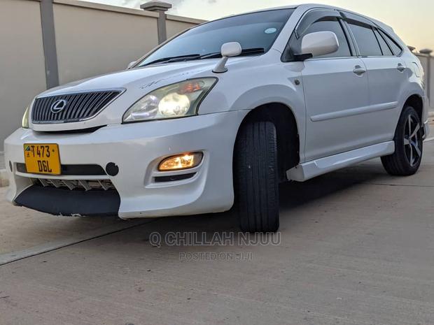 Toyota Harrier 2005 White