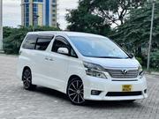 Toyota Vellfire 2008 White for sale