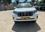 Toyota Land Cruiser 2022 White for sale