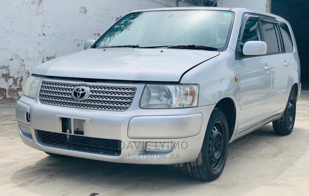 Toyota Succeed 2004 Silver