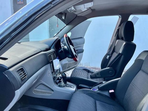 Subaru Forester 2004 Silver