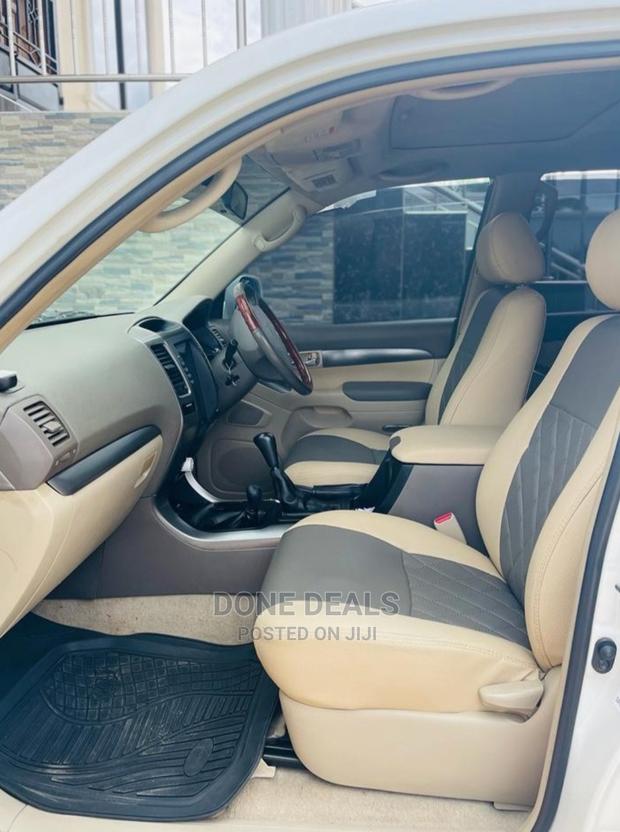 Toyota Land Cruiser Prado 2007 White