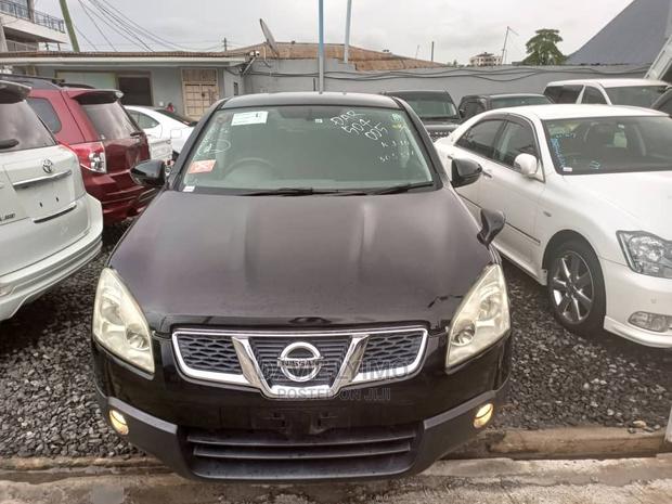 Nissan Dualis 2011 Black