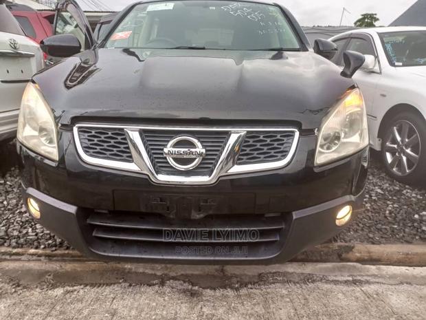 Nissan Dualis 2011 Black