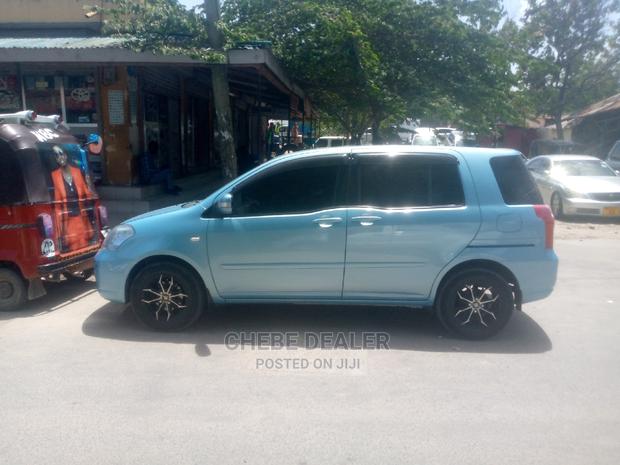 Toyota Raum 1.5 AWD 2006 Blue