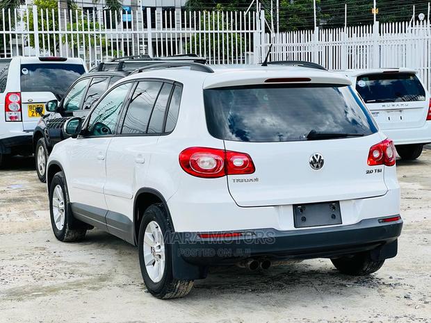 Volkswagen Tiguan 2009 White
