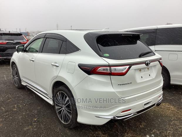 Toyota Harrier 2019 Pearl