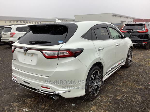 Toyota Harrier 2019 Pearl
