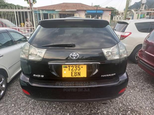 Toyota Harrier 2.4 2006 Black