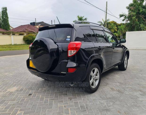 Toyota RAV4 I4 2006 Black