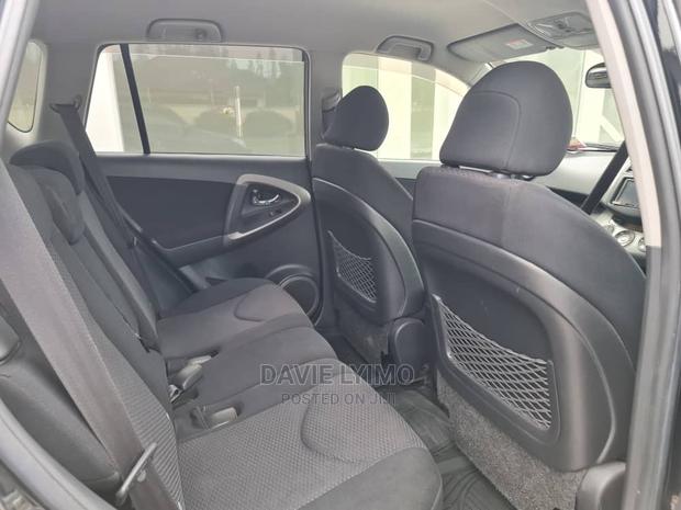 Toyota RAV4 I4 2006 Black
