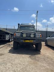 Toyota Land Cruiser 2016 Beige for sale