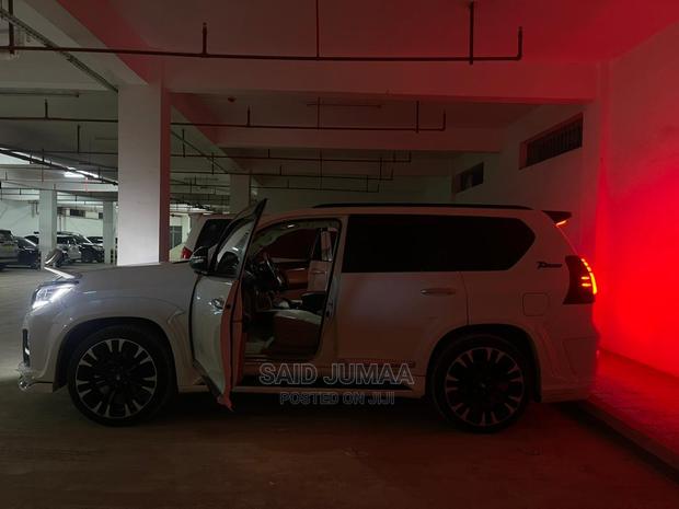 Toyota Land Cruiser Prado 2.7 2018 White
