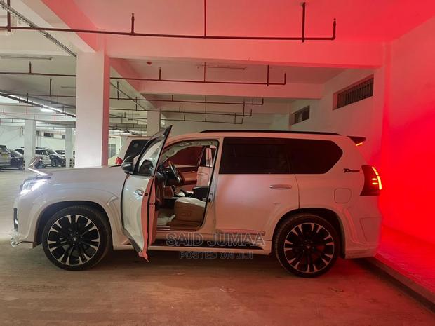 Toyota Land Cruiser Prado 2.7 2018 White