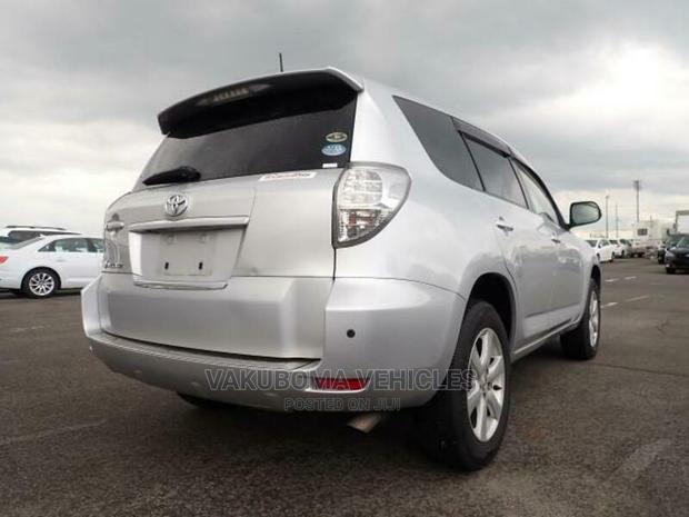 Toyota Vanguard 2008 Silver