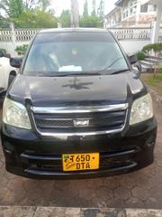 Toyota Noah 2.0 AWD (8 Seater) 2005 Black for sale