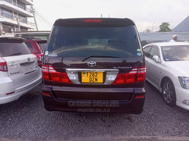 Toyota Alphard 2007 Purple