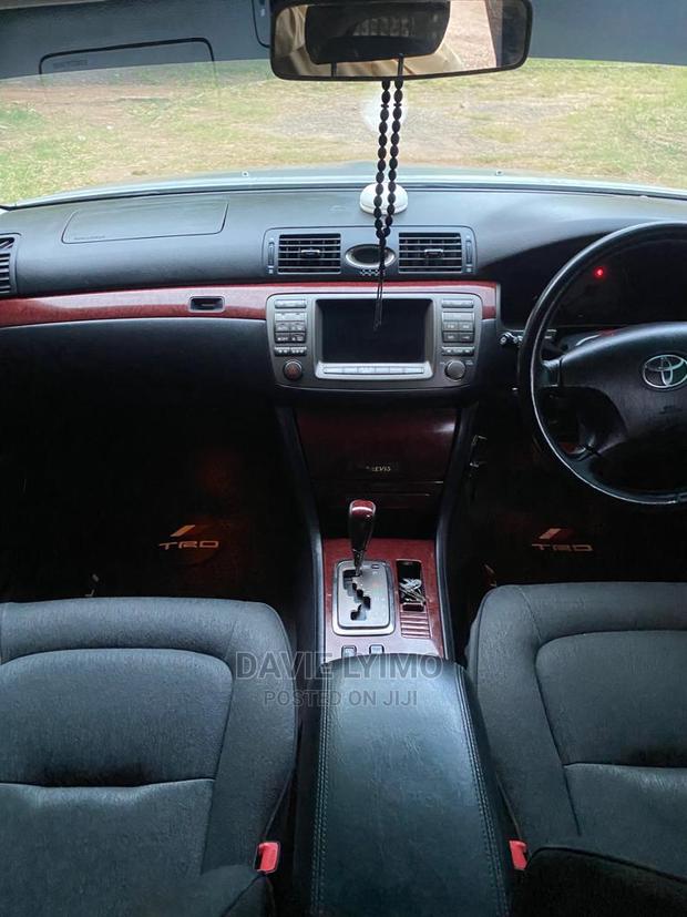 Toyota Brevis 2001 Silver