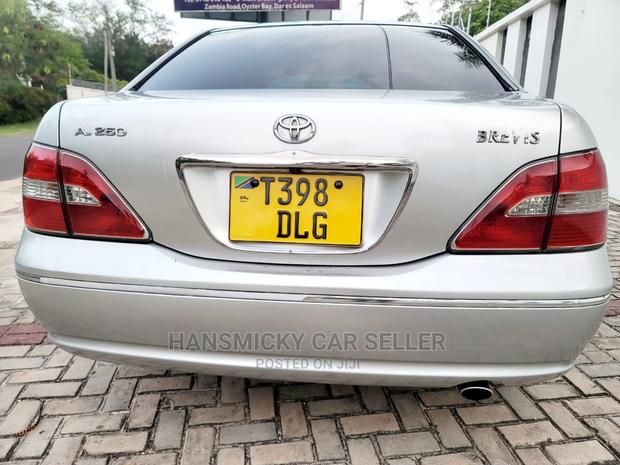 Toyota Brevis 2005 Silver