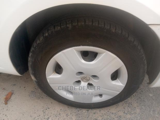 Toyota Raum 1.5 AWD 2004 White