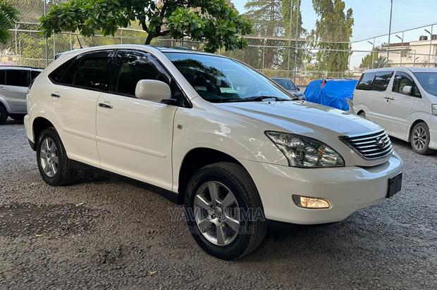 Toyota Harrier 2007 White