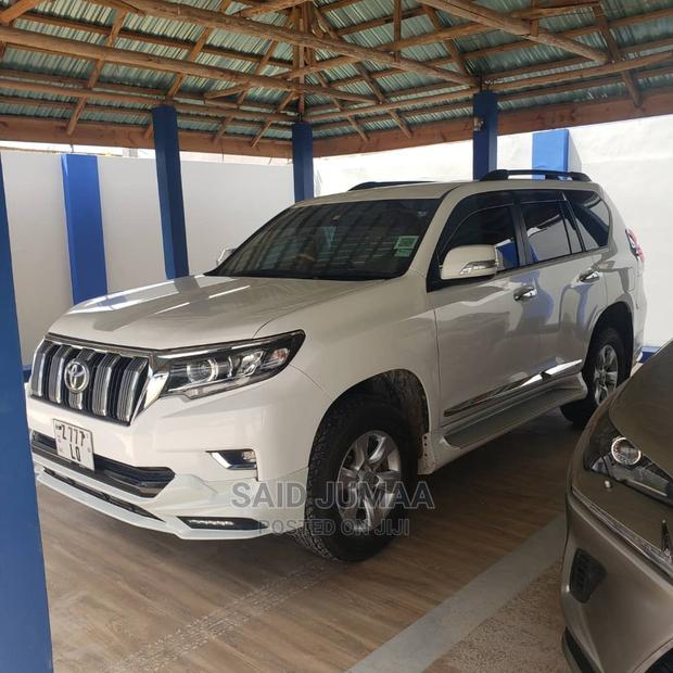 Toyota Land Cruiser Prado 3.0 D-4D (190 Hp) 7 seats 2014 White