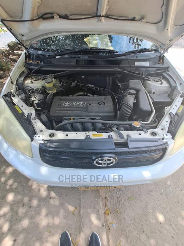Toyota RAV4 1.8 2005 White