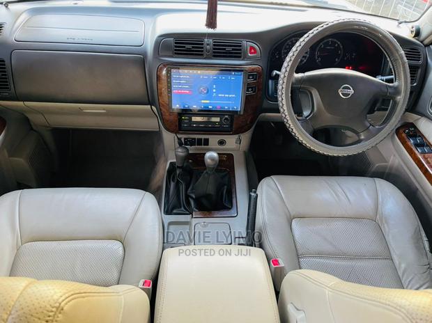Nissan Patrol 3.0 D Gr 2005 Gray